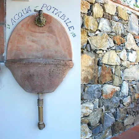 アパート La Libellula- Casale Panoramico Con Piscina In Versilia *