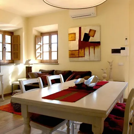 La Libellula- Casale Panoramico Con Piscina In Versilia * マッサローザ