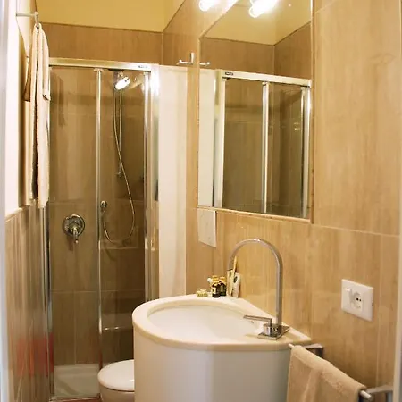 アパート La Libellula- Casale Panoramico Con Piscina In Versilia *